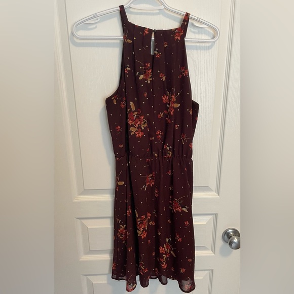 Maurice’s dress - Picture 2 of 5